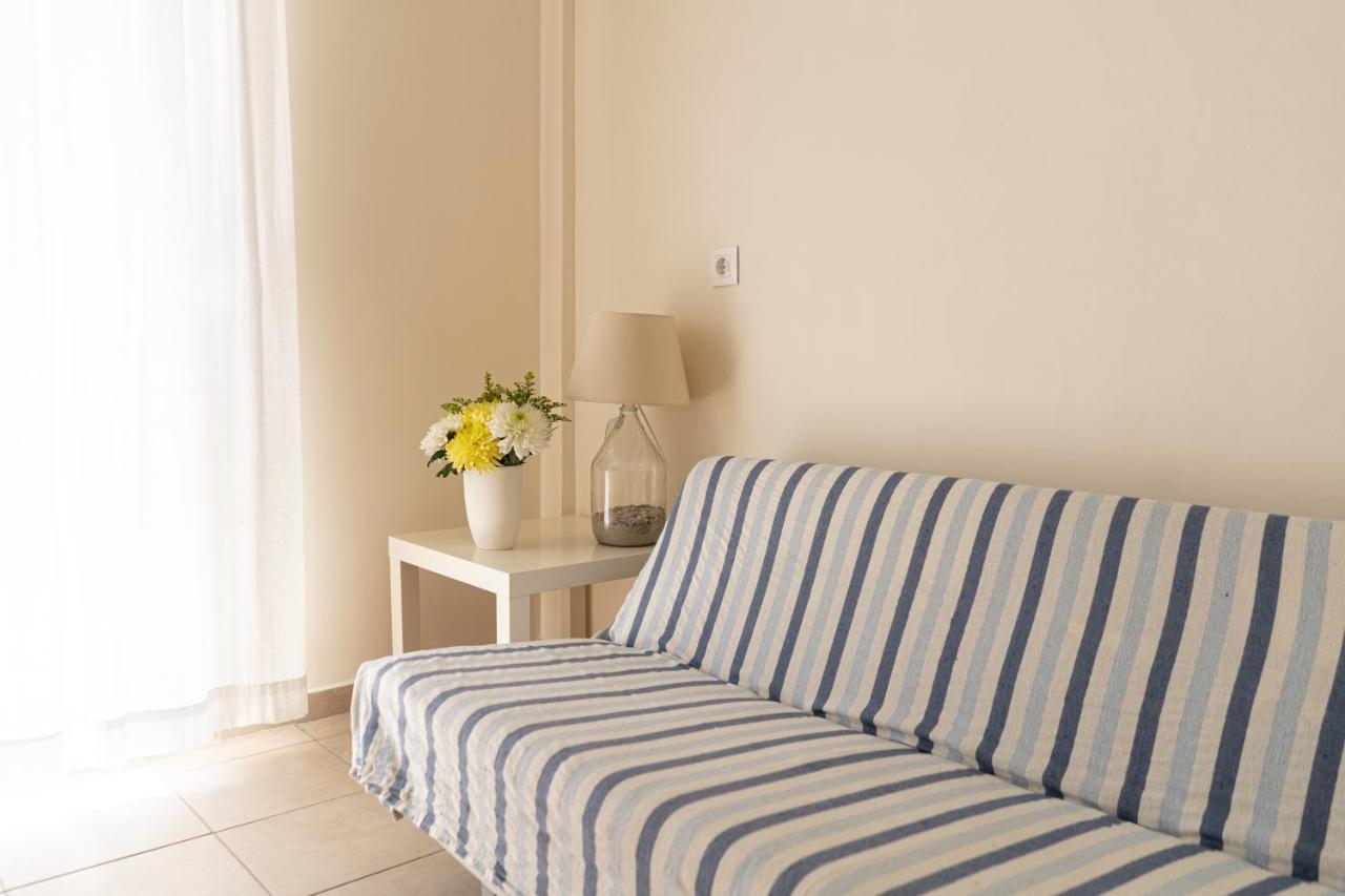 Thalassenia Studios & Apartments 3 Ханиоти Екстериор снимка