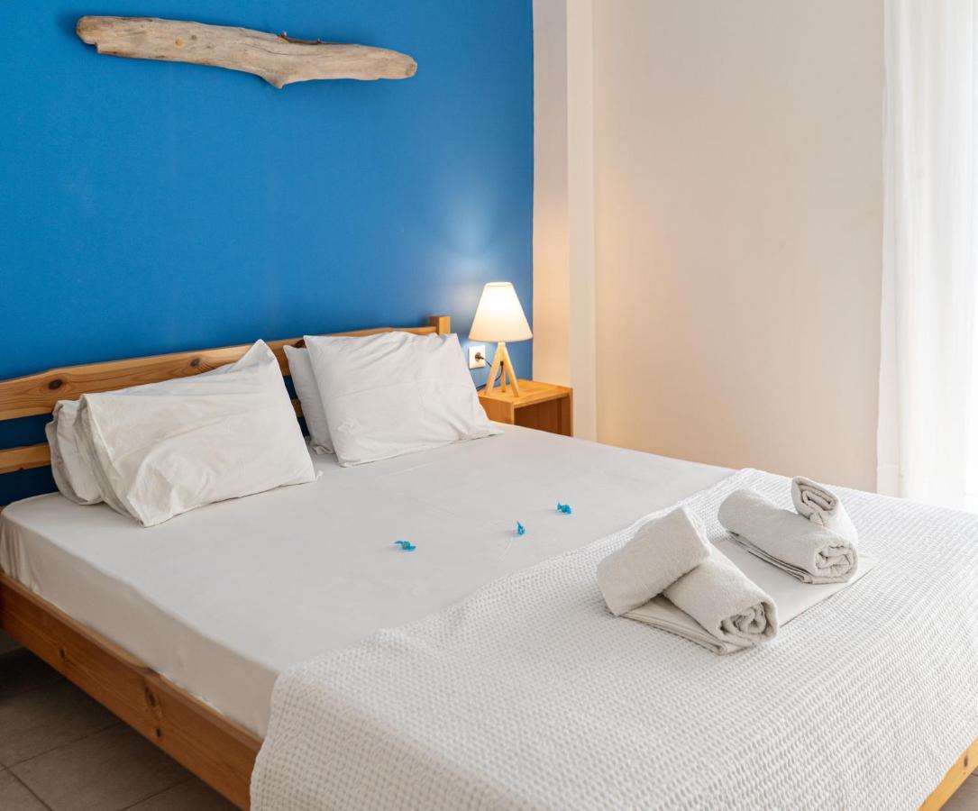 Thalassenia Studios & Apartments 3 Ханиоти Екстериор снимка