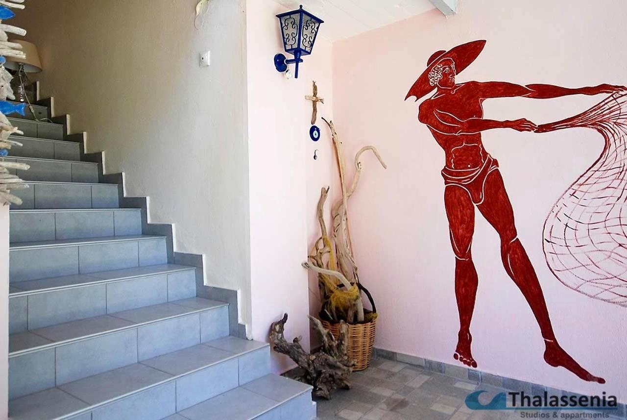 Thalassenia Studios & Apartments 3 Ханиоти Екстериор снимка
